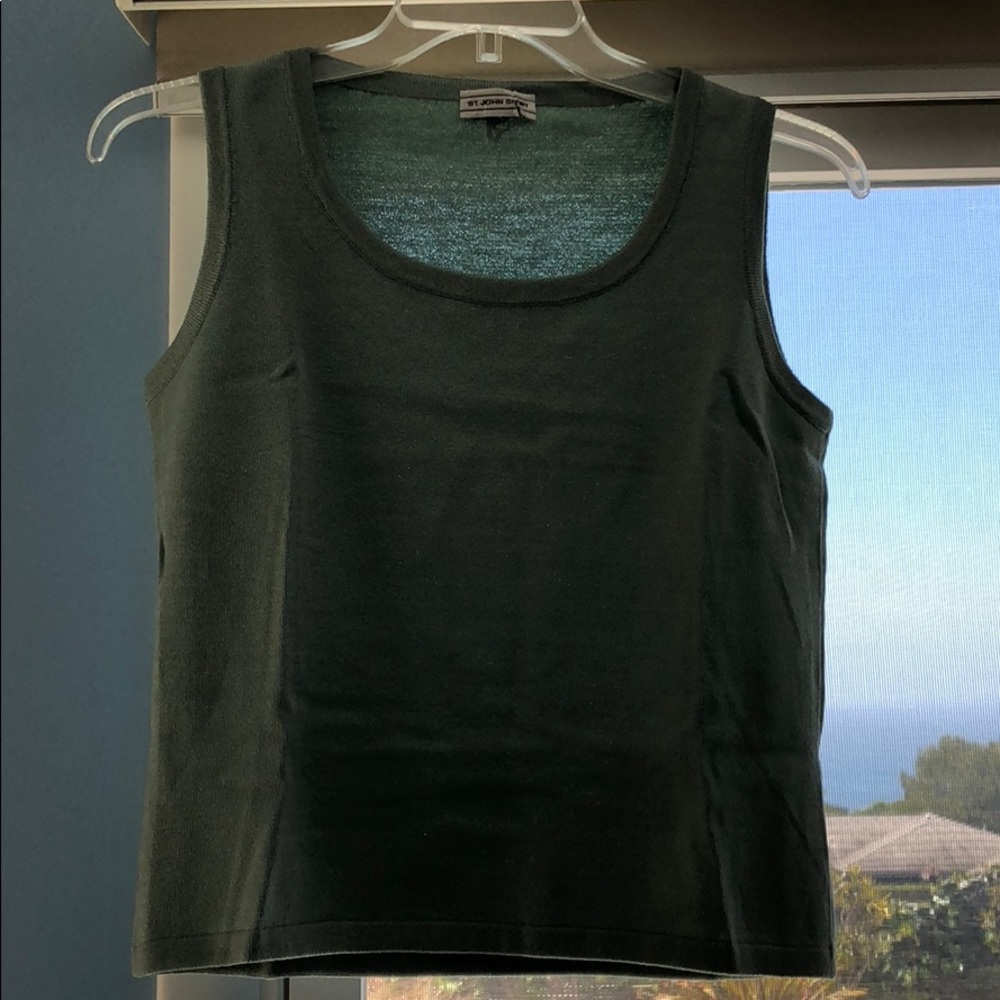 St Johns sport knitted tank top. Light green.